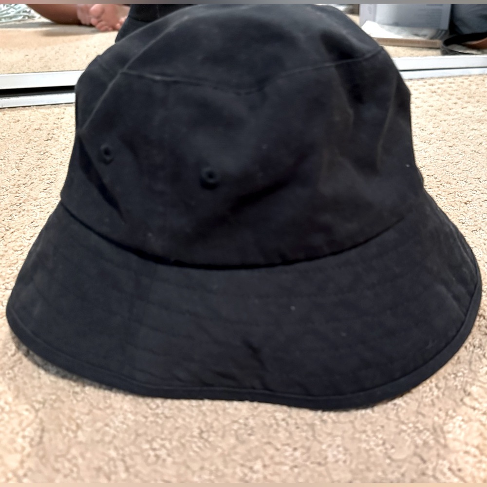 Black Bucket Hat